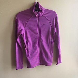 Patagonia zip up sweater